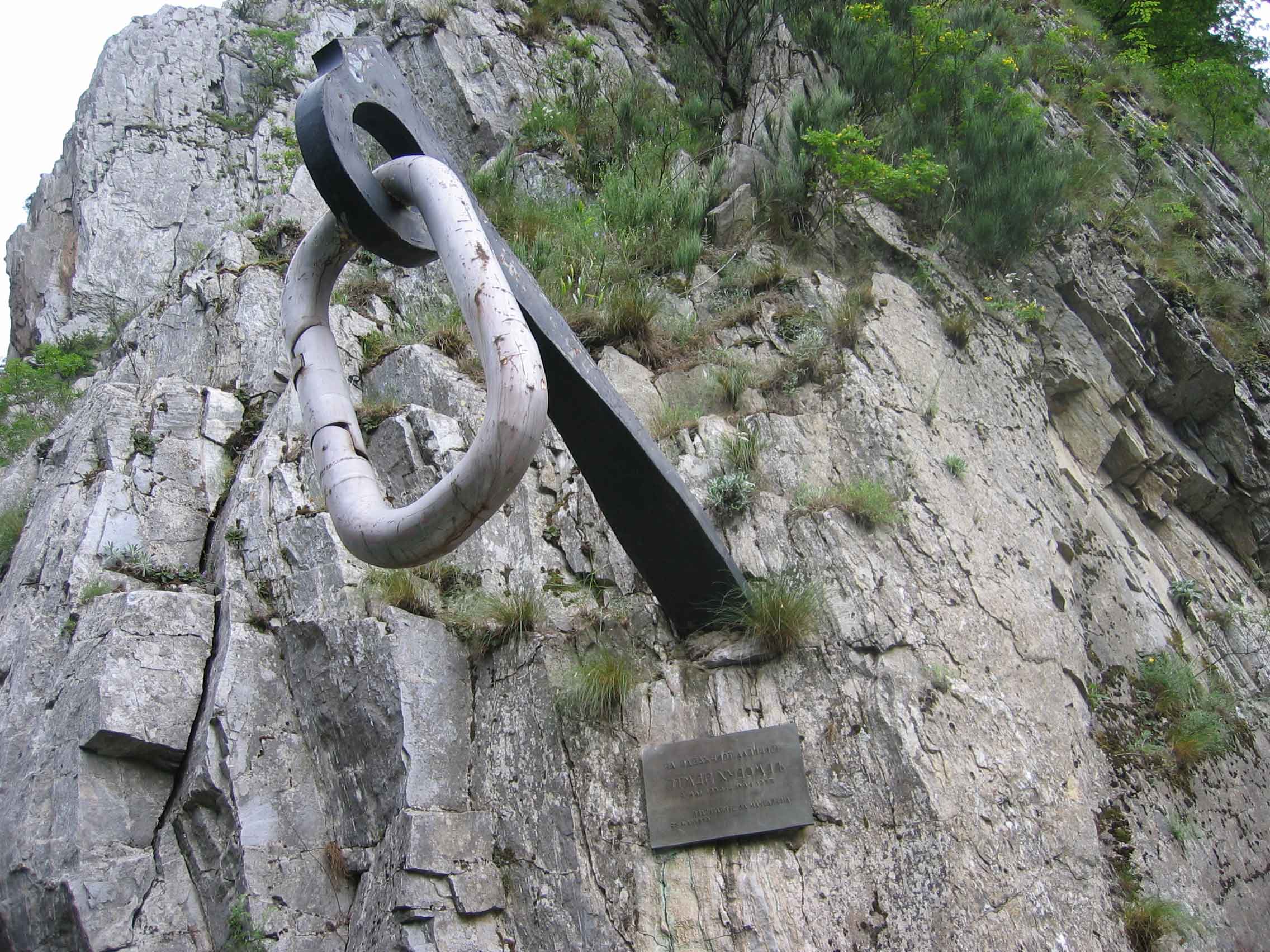 Monument for mountaineers at lake Matka