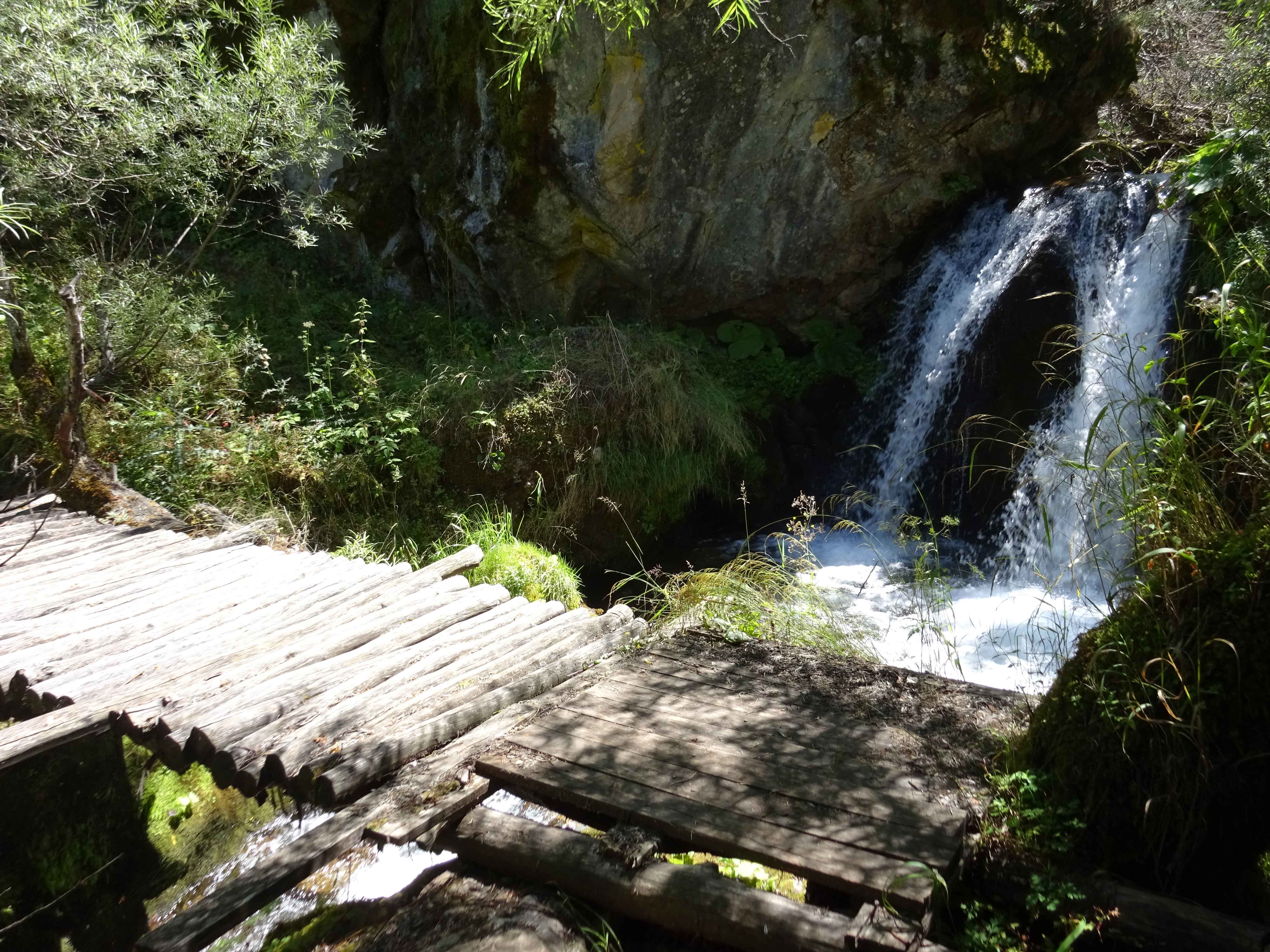 Waterfall in Gari behind Hotel Toplia