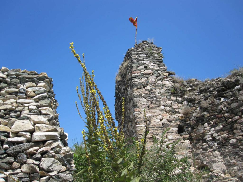 Castle by the Pchinja River between Skopje and Veles