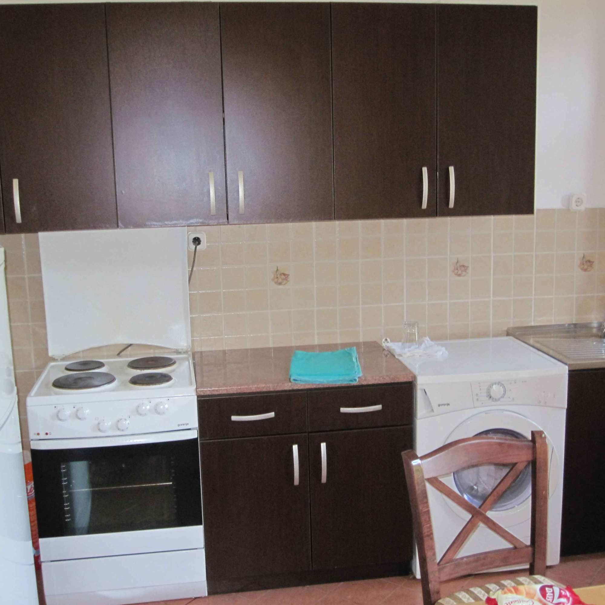 Ethno museum and hostel in the former school building in Lesnovo