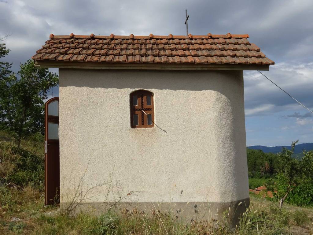 Chapel at St Nedela in Dolno Lakocherej