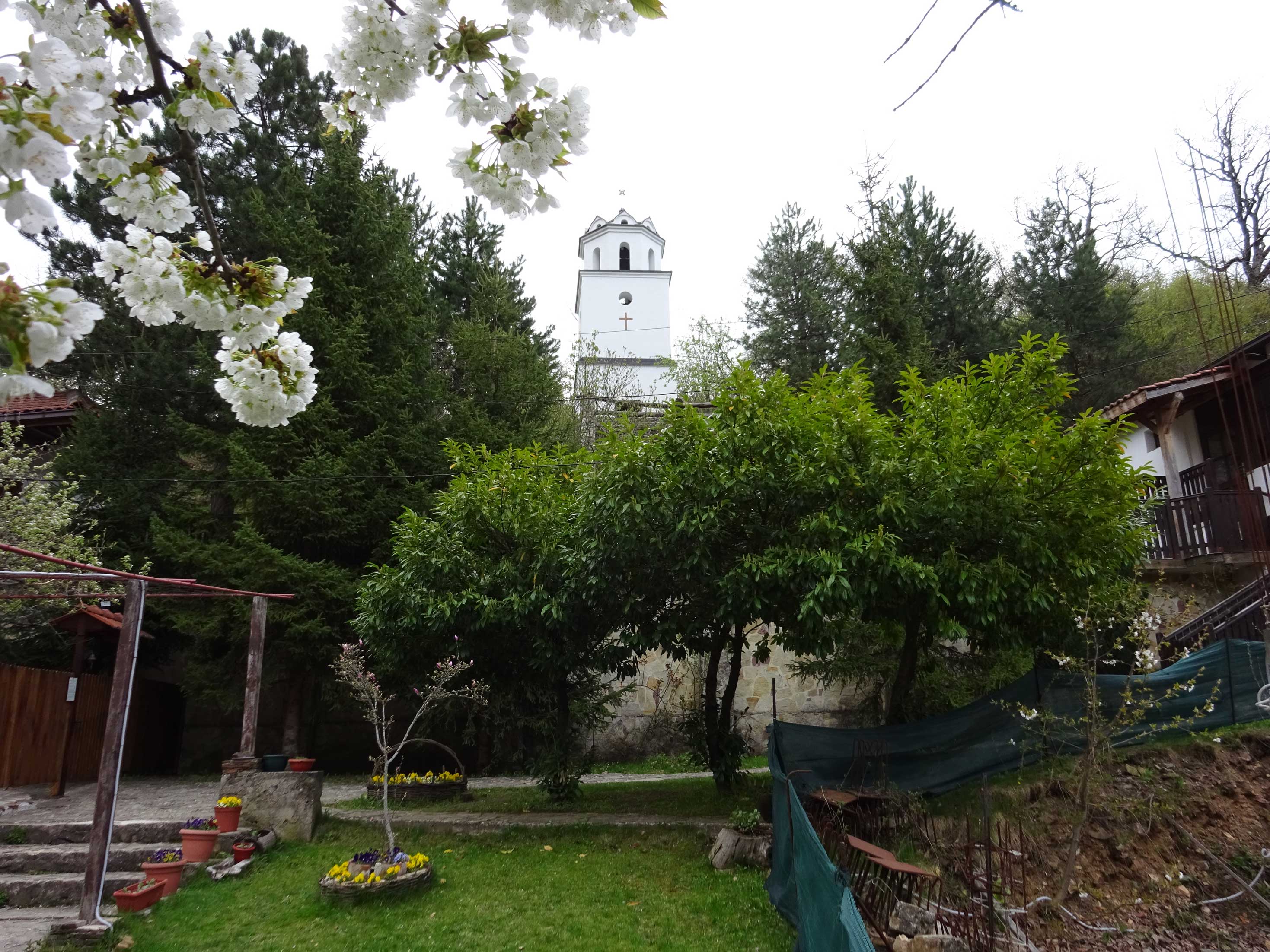 Ljubanci hike Monastery St Nikola Zdravec Svinjski Kamen North Macedonia peak hiking