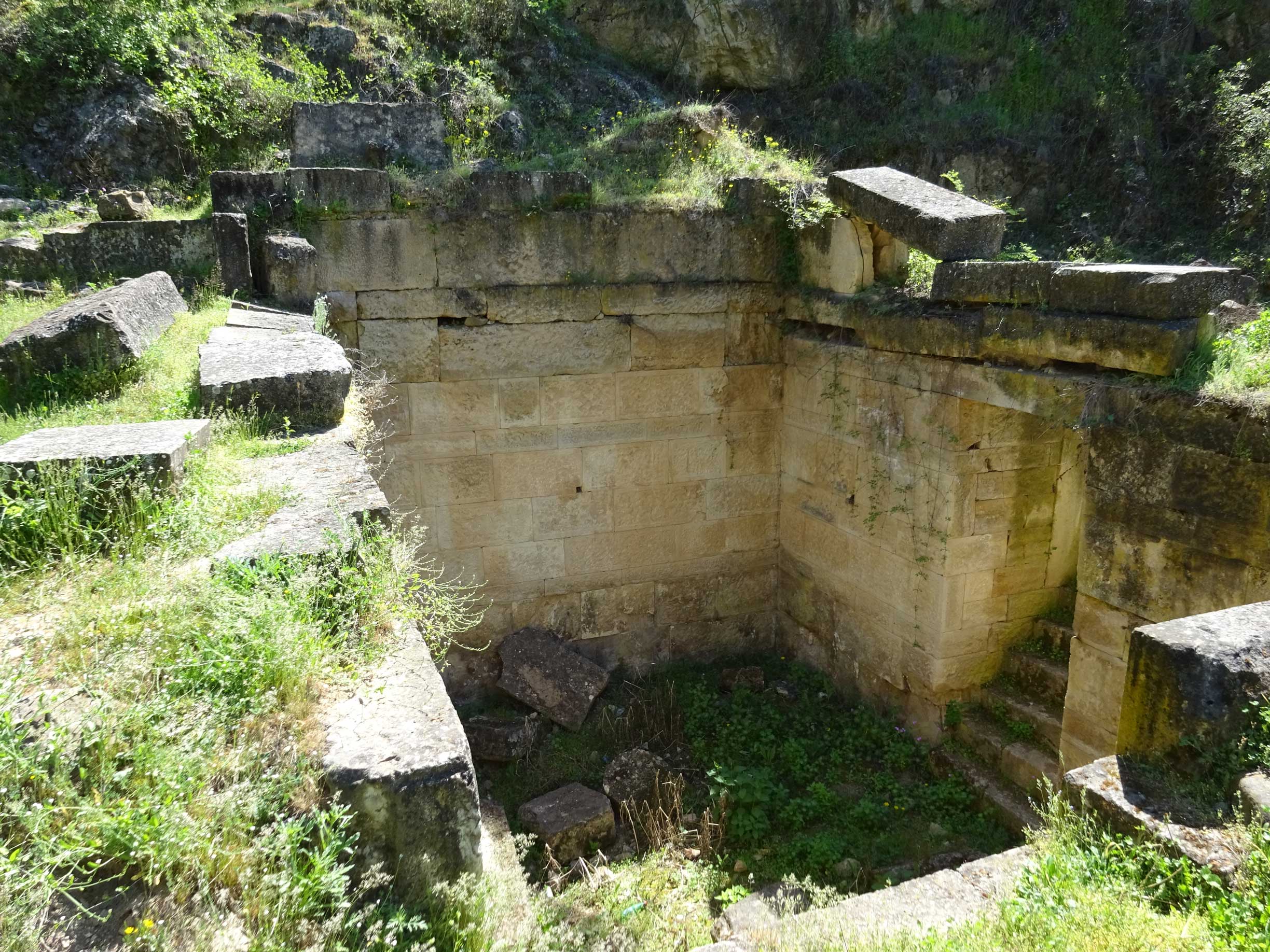 Brazda Tomb archeological site Markov Kamen peak Davina Kula archeological site hiking North Macedonia