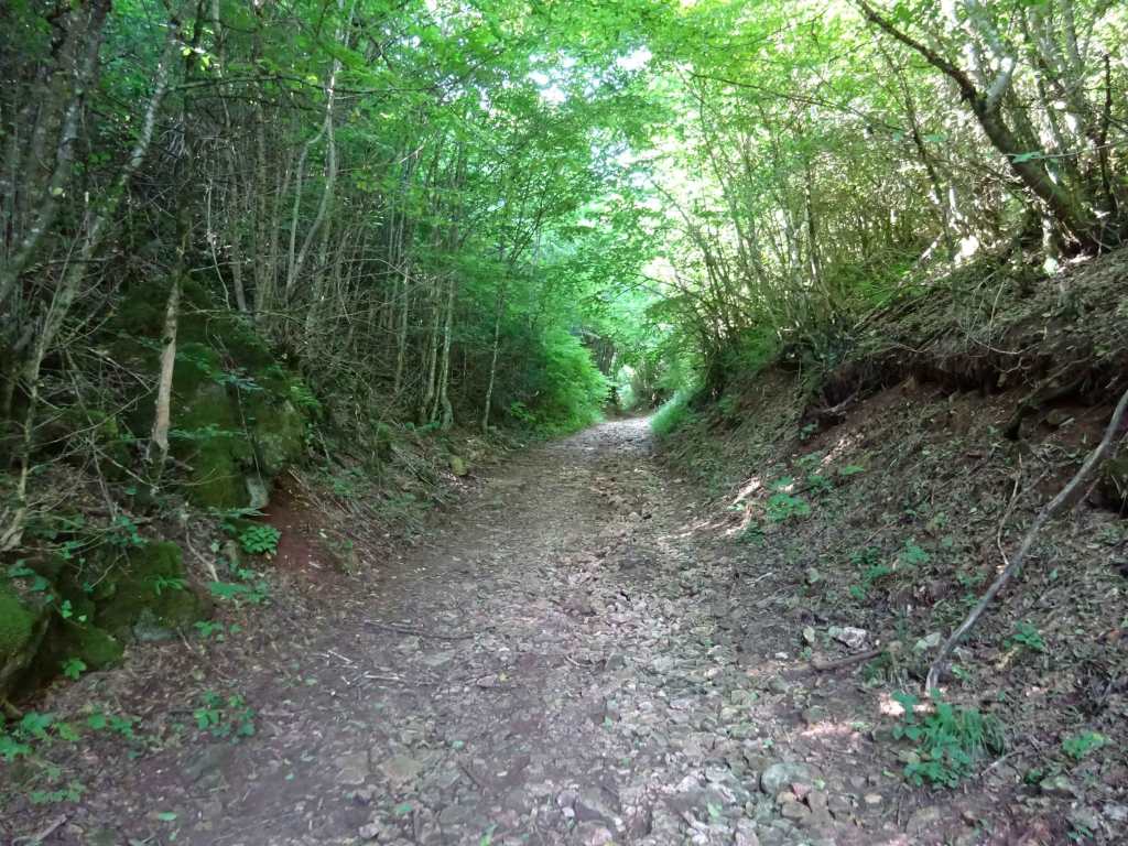 Hiking North Macedonia Ledena Svetla Zdravevska Peshtera